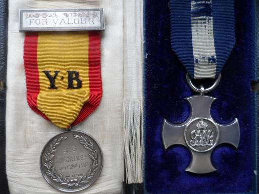 DISTINGUISHED SERVICE CROSS(GEORGE V) IN ORIGINAL BOX WITH PRIVATE MEDAL FOR VALOUR AWARDEDTO CAPTAIN THOMAS HENRY CLATWORTHY MERCHANT NAVY