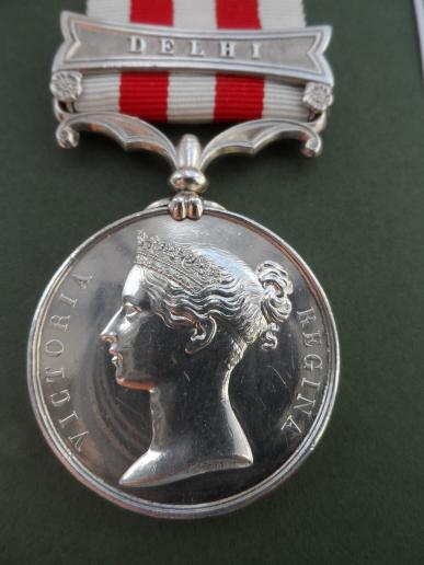 INDIA MUTINY MEDAL-CLASP DELHI-TO WILLIAM KILLEEN 1ST BATTALION, 60TH RIFLES-DIED OF SUNSTROKE