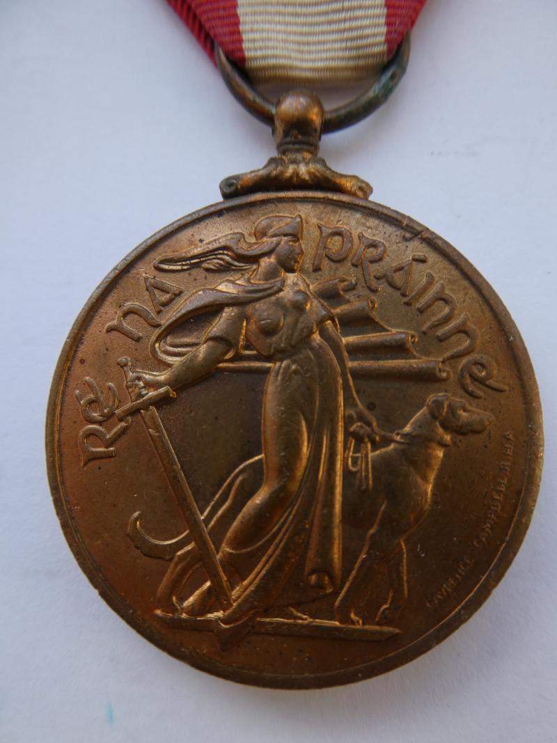 IRELAND-EMERGENCY SERVICES MEDAL-VOLUNTEER AID (RED CROSS)