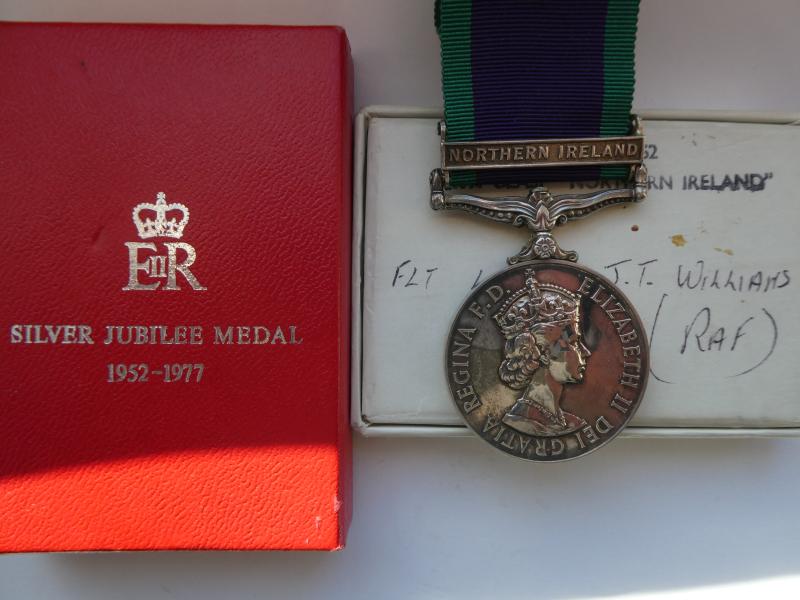 CAMPAIGN SERVICE MEDAL NORTHERN IRELAND AND 1977 JUBILEE PAIR TO FLIGHT LIEUTENANT J T WILLIAMS R.A.F.